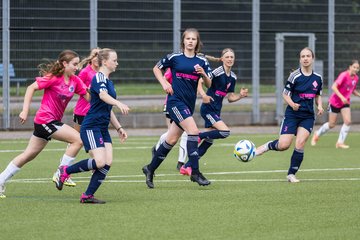 Bild 44 - wCJ Osterroenfelder TSV - VfL Pinneberg : Ergebnis: 0:15